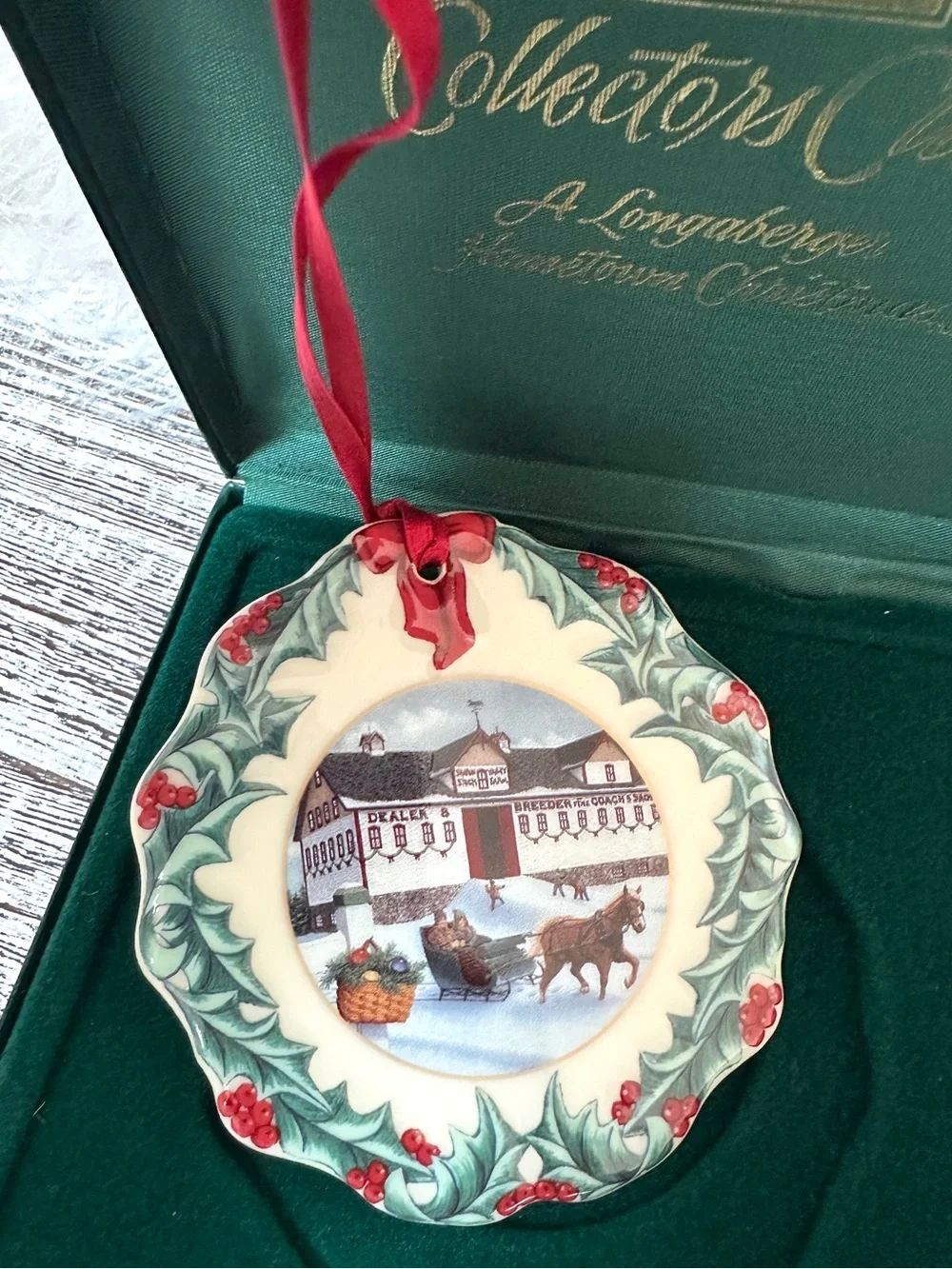 A Longaberger Hometown Christmas 1999 Holiday Ornament New in Box